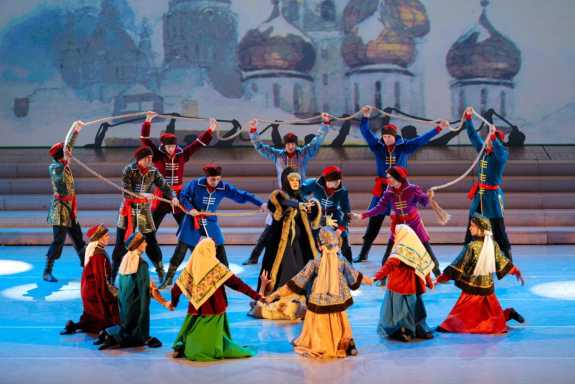 «Суриков. Эксперимент» по мотивам картин В.И. Сурикова. Ансамбль танца «Енисейские зори» им. Г.М. Петухова
