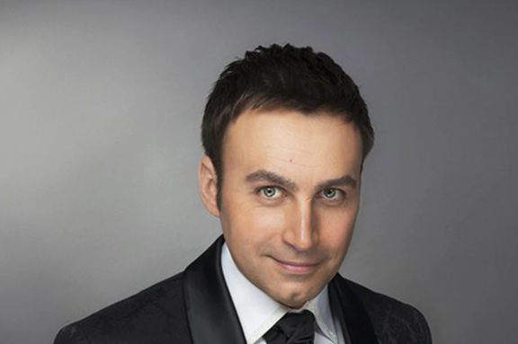 Аб. «Ретро-клуб» Владислав Косарев и Красноярский филармонический русский оркестр им.А.Ю. Бардина