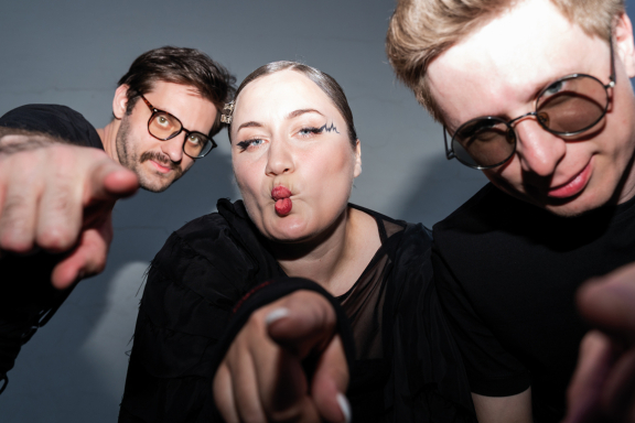 Новогодний вечер песенок от музыкальной группы Tucktuckfun