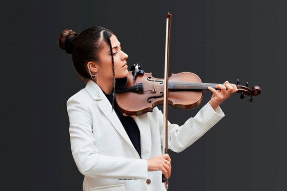 &Kcy;&rcy;&icy;&scy;&tcy;&icy;&ncy;&acy; &Kcy;&acy;&zcy;&acy;&kcy;&ocy;&vcy;&acy;