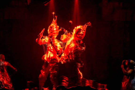 Кино в театре: Безумный Ангел Пиноккио