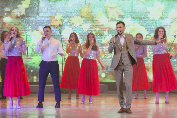 &laquo;&Vcy;&iecy;&scy;&iecy;&ncy;&ncy;&iecy;&iecy; &rcy;&acy;&ncy;&dcy;&iecy;&vcy;&ucy;&raquo;