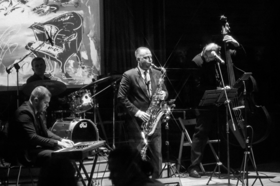 &Vcy;&iecy;&chcy;&iecy;&rcy; &dcy;&zhcy;&acy;&zcy;&acy;&period; &Icy;&mcy;&pcy;&rcy;&ocy;&vcy;&icy;&zcy;&acy;&tscy;&icy;&yacy;